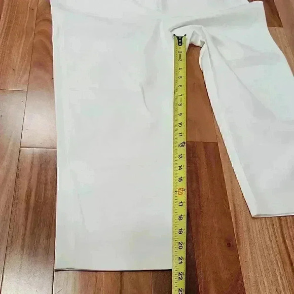 Style & Co. Tummy Control Capri - Picture 4 of 11